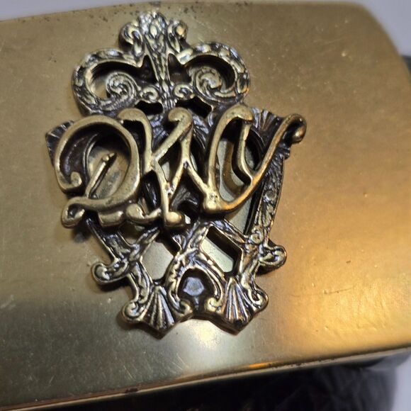 DKNY vintage Women Belt M croc embossed leather Logo Crest Monogram Buckle Black - Picture 2 of 8